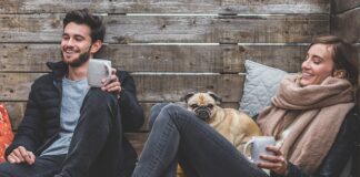 Czy pies może siedzieć na siedzeniu w autobusie?